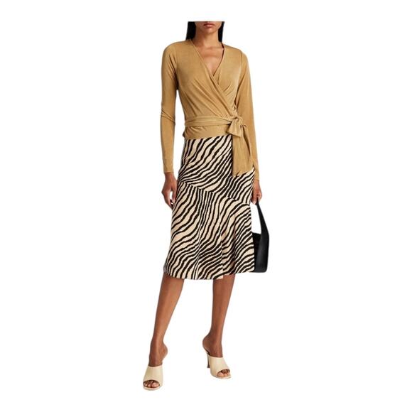 NWT Good American Wrap Effect Stretch Top - Size 6 (US 14) - Picture 2 of 11